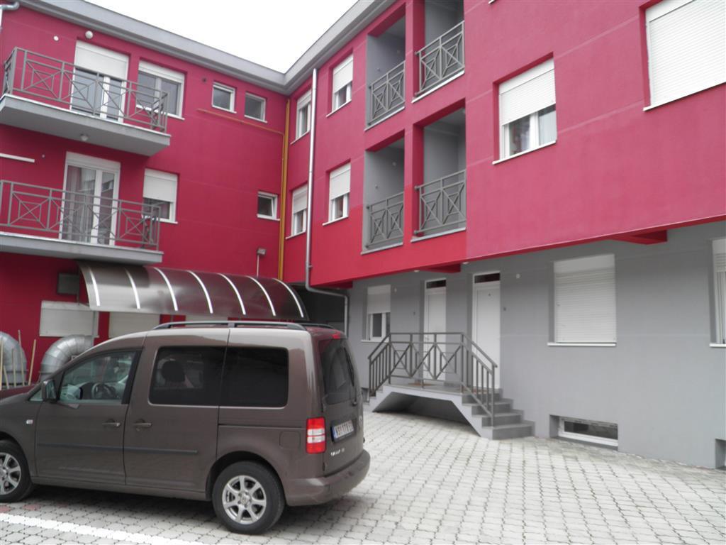 Sremska Kamenica B&B Zmajevo Gnezdo 021 מראה חיצוני תמונה