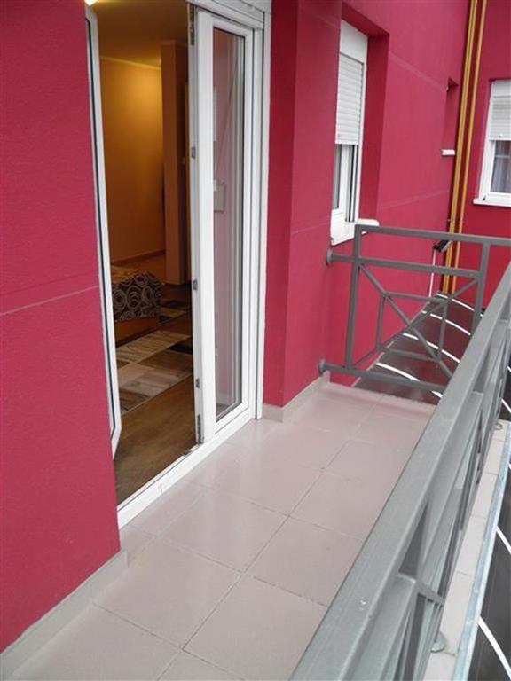 Sremska Kamenica B&B Zmajevo Gnezdo 021 מראה חיצוני תמונה